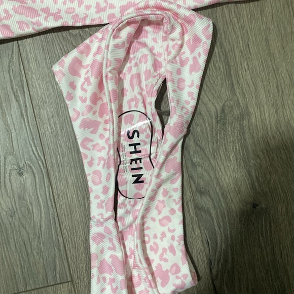 NWT Pink cheetah print bikini - Picture 3 of 6